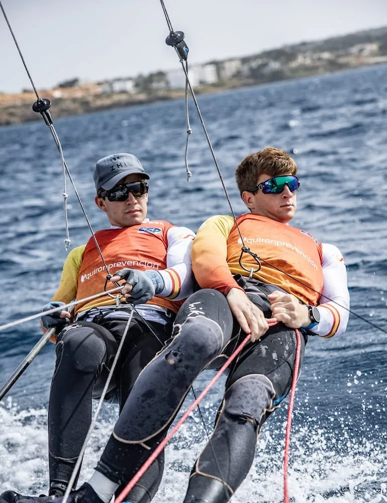 Spain's Wizner brothers win 2025 49er European Championship